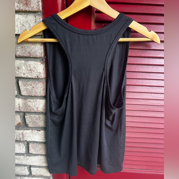 Daily Thread Classic Black Racerback Tank Top - women medium - Picture 5 of 8